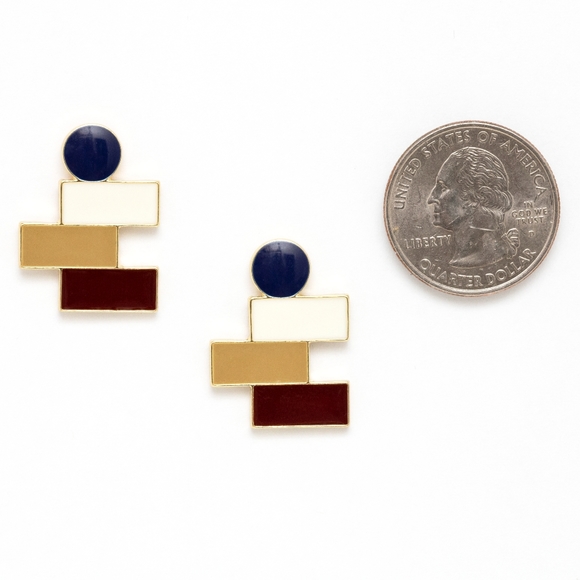 Stacked Geometric Earrings - Picture 4 of 4